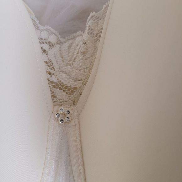 Jodee Post Mastectomy Surgical Bras Cream Size 40DD - Picture 2 of 11